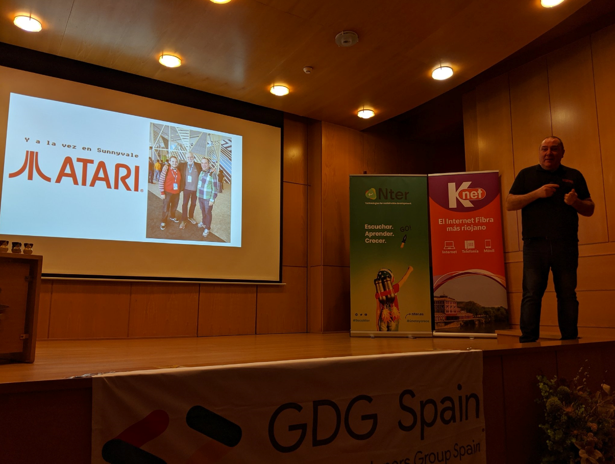 2020-02-24 19_04_24-Fotos (1) Charlas sobre tecnología e innovación impartidas por Andreu Ibàñez